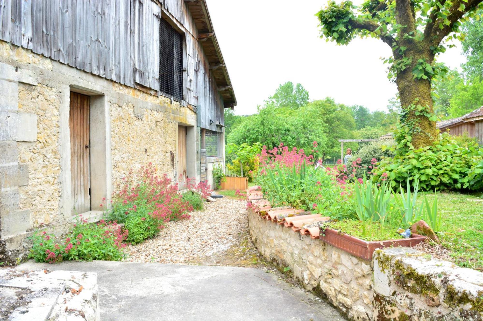 Gites Le Clos Du Verger Maurens  Exterior foto